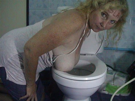 Toilet Whore 13 Pics Xhamster