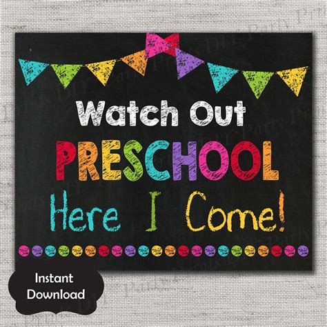 day  preschool signfirst day  preschoo chalkboard printable