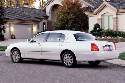 lincoln town car  sale buy  cheap pre owned lincoln cars