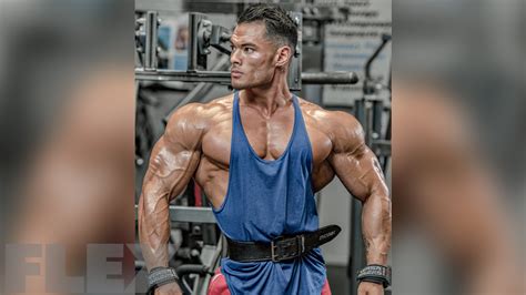 Bigger Better Wider Shoulders Muscle And Fitness