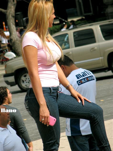 Perfect Bubble Butts Candid Jeans Divine Butts Milf