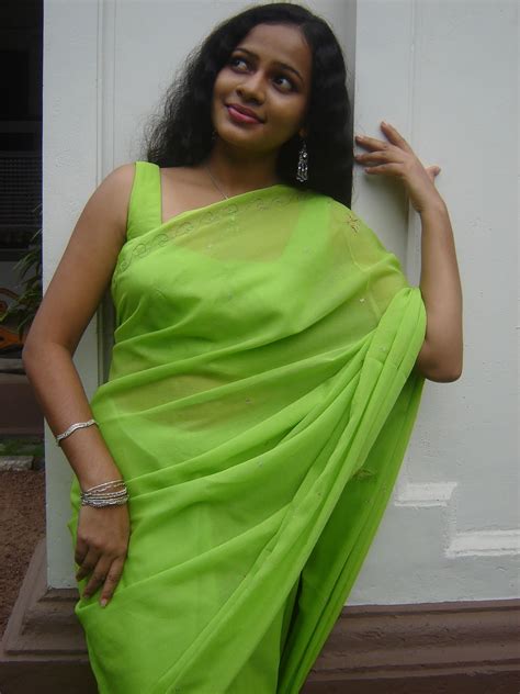 Girls Sri Lankan Popular Teledrama Actress Umayangana