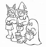 Coloring Spooky Halloween Pages Costumes Fun sketch template