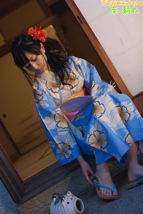 yui minami in blue kimono ~ japan girls bikini girls