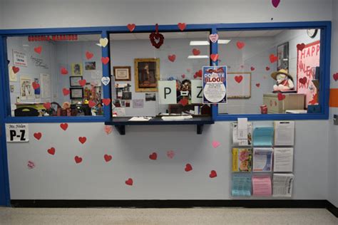 Office Valentine S Day Decorations Find The Perfect Valentine S Decor