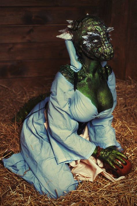 elder scrolls lifts her tail aka lusty argonian maid by elena samko