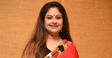 ayesha jhulka wiki affairs today omg news updates hd images phone number go profile all