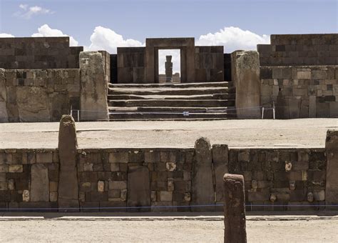 tiwanaku empire city imperial state  lake titicaca