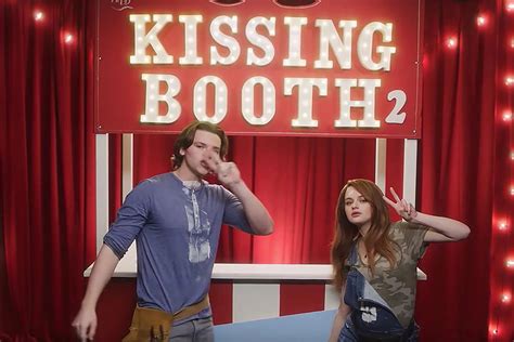 13 Questions We Want Answered In The Kissing Booth 3