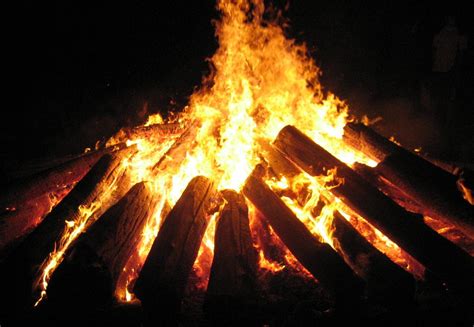 lets  safe bonfires  lag baomer  simchas
