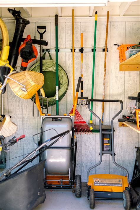 tool shed   preparing  winter lawn diana