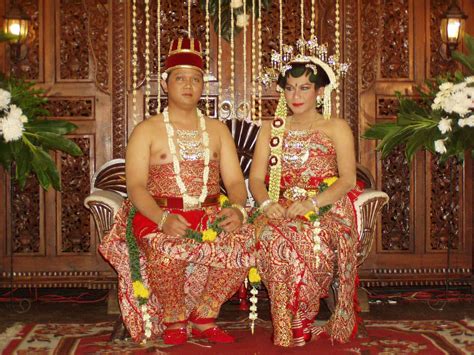 indonesia traditional clothing hot sex picture