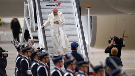 imágenes de la llegada del papa francisco a chile infobae