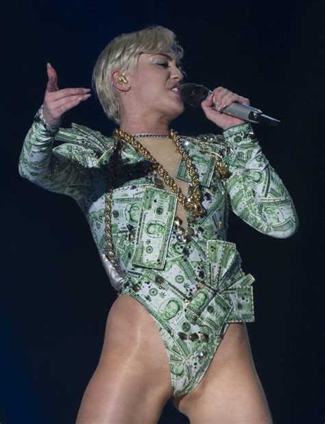 11 Miley Cyrus Crotch Shots The Hollywood Gossip