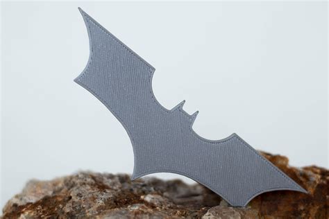 batman batarang  sale   left