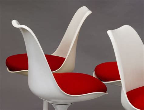 Set Of 5 Tulip Chairs By Eero Saarinen Design Market