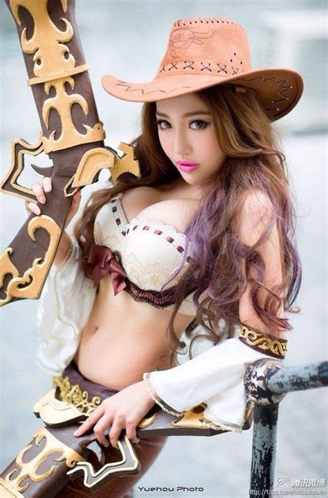 miss fortune league of legends cosplay ༺♥༻ pinterest cosplay