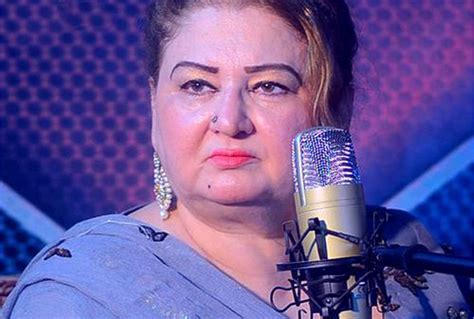 famous pashto singer mahjabeen qazalbash passes  showbiz pakistan