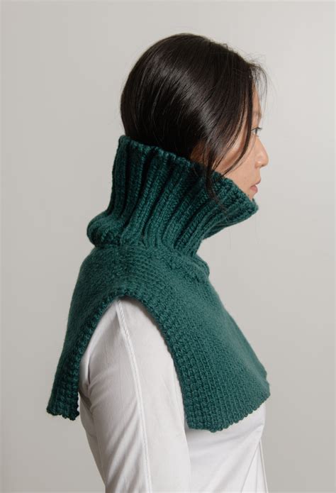knit collar moss green nomad