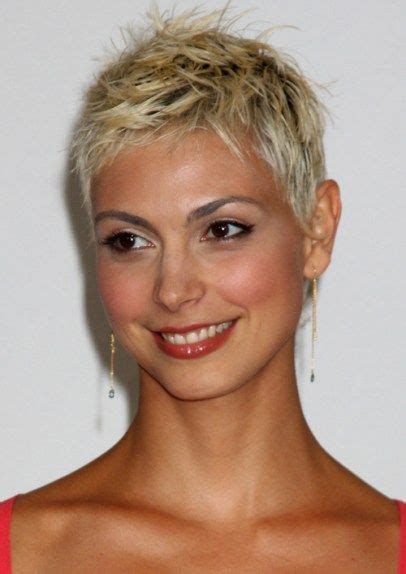 Pixie Hairstyles And Haircuts To Try In 2021 Super Short Hair Short