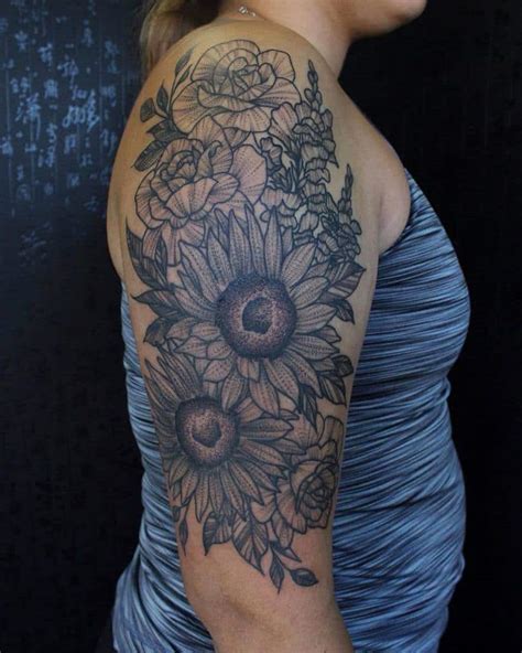 70以上 Upper Arm Sunflower Half Sleeve Tattoos For Women 154748