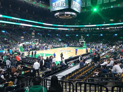 Td Garden Section Loge 15 Rangée 9 Siège 2 Boston Celtics Vs