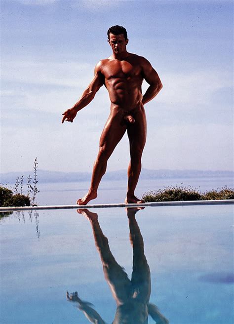 muscle brunette man posing naked by 3x muscles