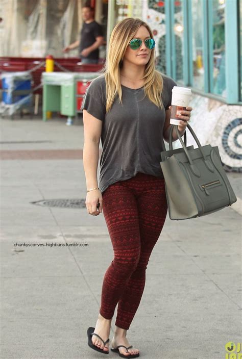 even her laid back look is killer hilary duff pinterest hilary duff wardrobes and coast