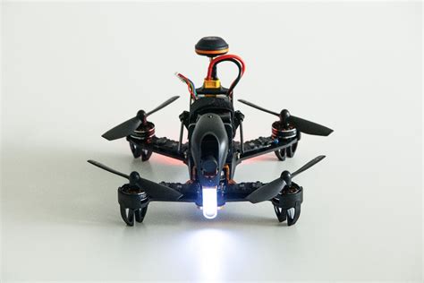 walkera   drone fpv racing puissant  elegant test  avis drone elitefr