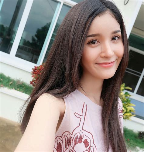 Benz Thipsuda – Beautiful Thailand Transgender Young Tg