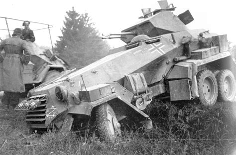 Немецкий тяжелый бронеавтомобиль Sd Kfz 231 — военное фото