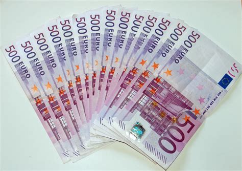 corruzione perche  abolire le banconote da  euro il fatto