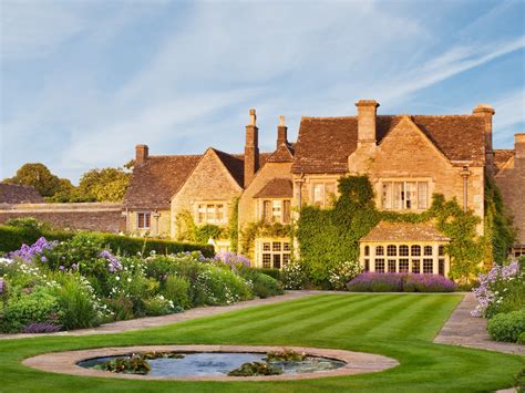 channel downton abbey    english manor hotels