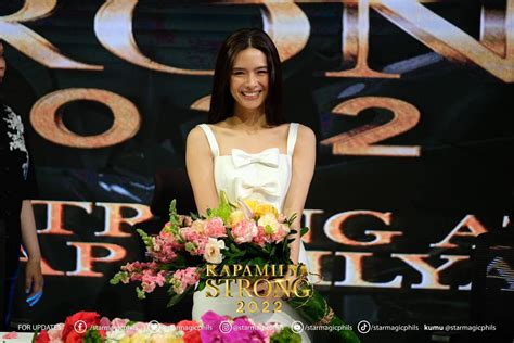 Photos 11 Kapamilya Stars Renew Contracts With Abs Cbn Star Cinema