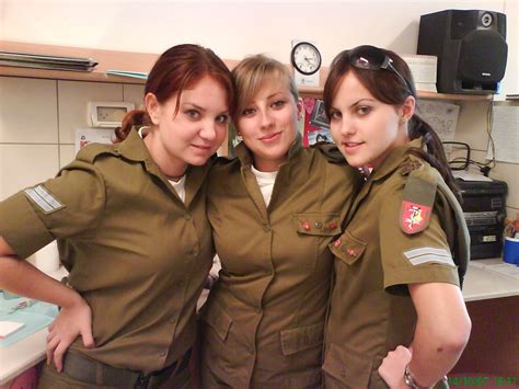 Babes In The Military Thread Page 4