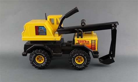 tonka  toy truck  mound hennepin history museum