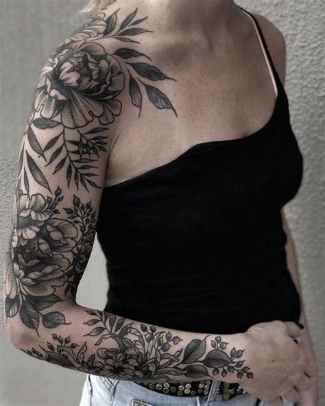 Pin By C A T 💕🏹 On Inked And Pierced ¦ ♡ Floral Tattoo Sleeve Tattoos