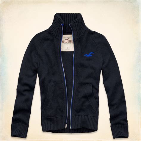 hollister canada deals  select hoodies  sweaters  men     shipping