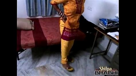 Indian Aunty Shilpa Bhabhi Ka Jalwa Gar Sex Show Xxx Videos Porno