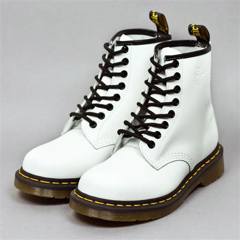 grunge style soft grunge white dr martens dr martens boots  martens sock shoes cute