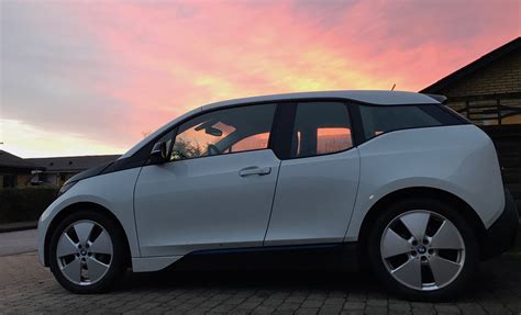 year bmw  review  close  perfection     baffle  cleantechnica