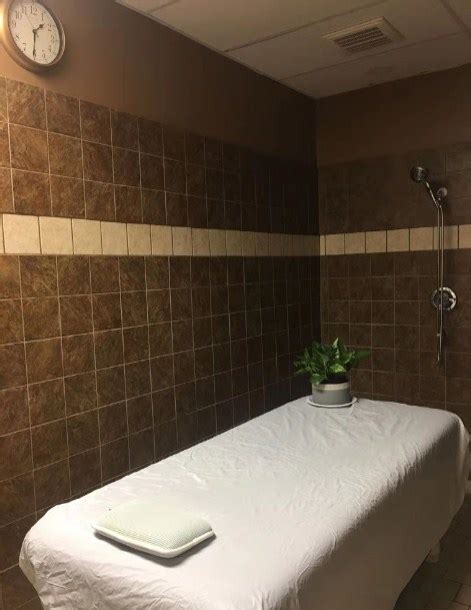 hollywood spa massage contacts location  reviews zarimassage