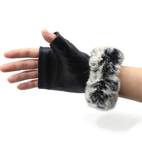 Autumn And Winter Women S Sheepskin Gloves Finger Exposed Wrist Fox Fur