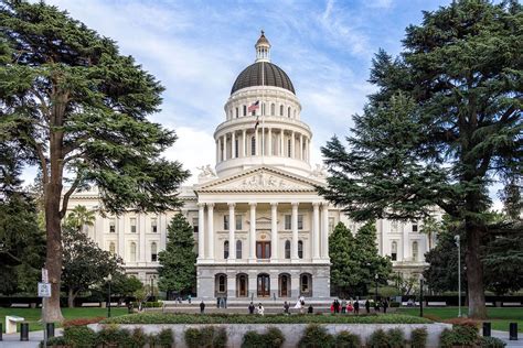 california bill  mandate denser taller housing  transit