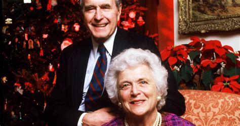 Barbara Bush President George H W Bush Held Wife S Hand To The End