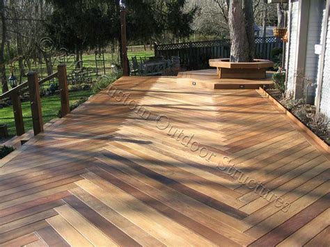 Custom Made Decks using cedar, composite materials  