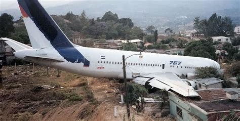 Crash Of A Boeing 767 2s1er In Guatemala City Bureau Of Aircraft