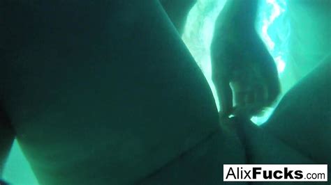 Underwater Hidden Camera Lesbian Fun With Alix Porntube