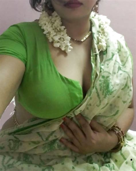 in saree busty indian aunty sex photo
