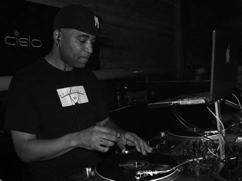 record realm marley marl heavy  tribute mix  wbls